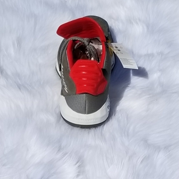 Adidas - Picture 3 of 6